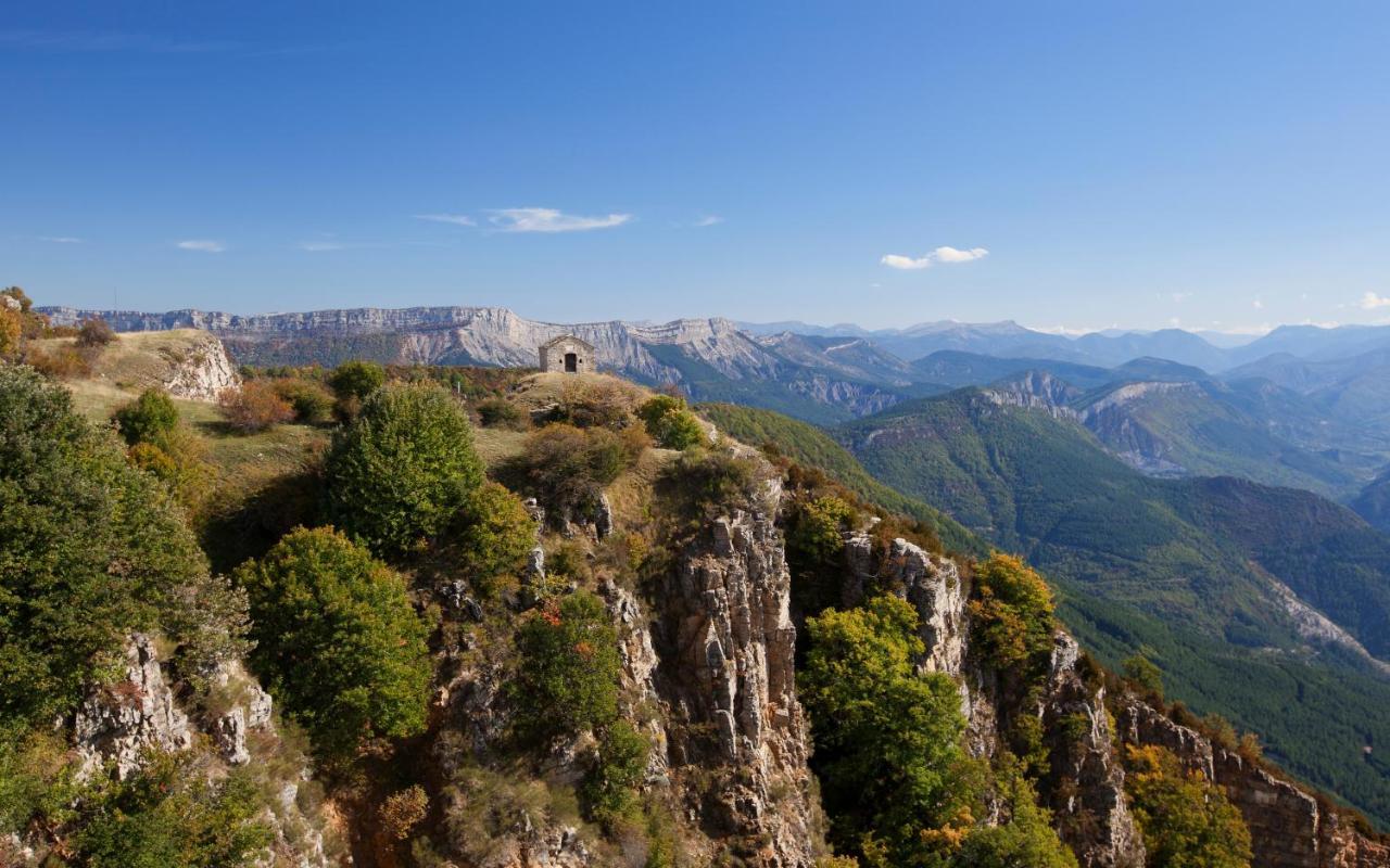 Hotel Le Refuge Des Sources Digne-les-Bains Bagian luar foto