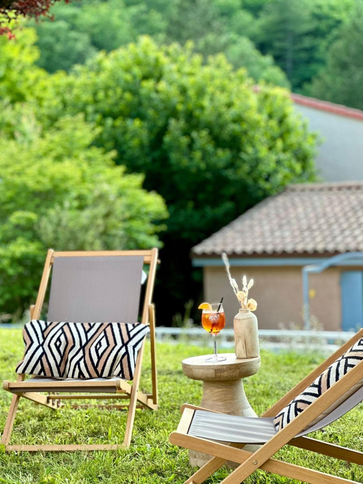 Hotel Le Refuge Des Sources Digne-les-Bains Bagian luar foto